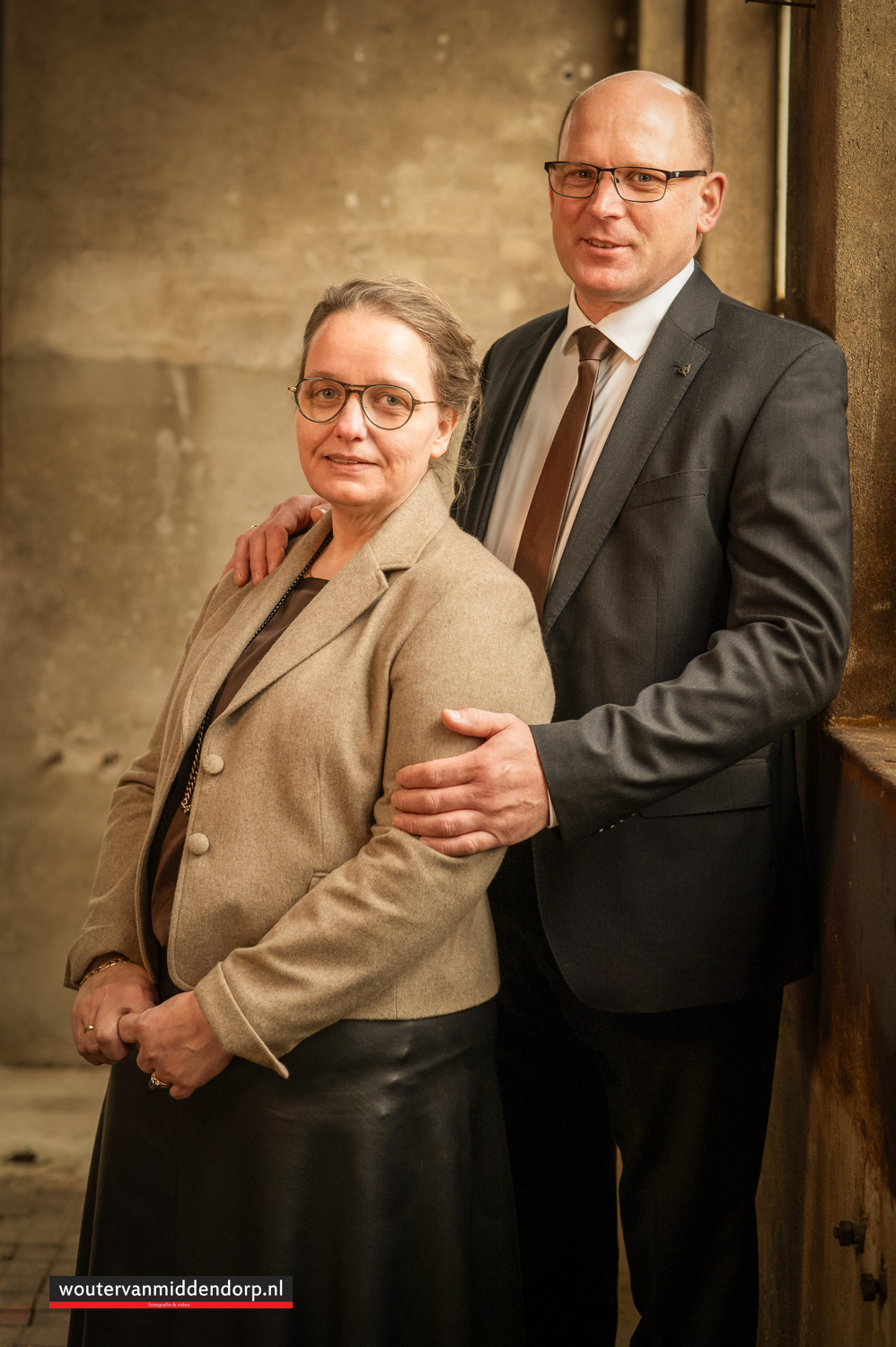 25 jaar getrouwd fotoshoot in de Smederij Epe door Wouter van Middendorp