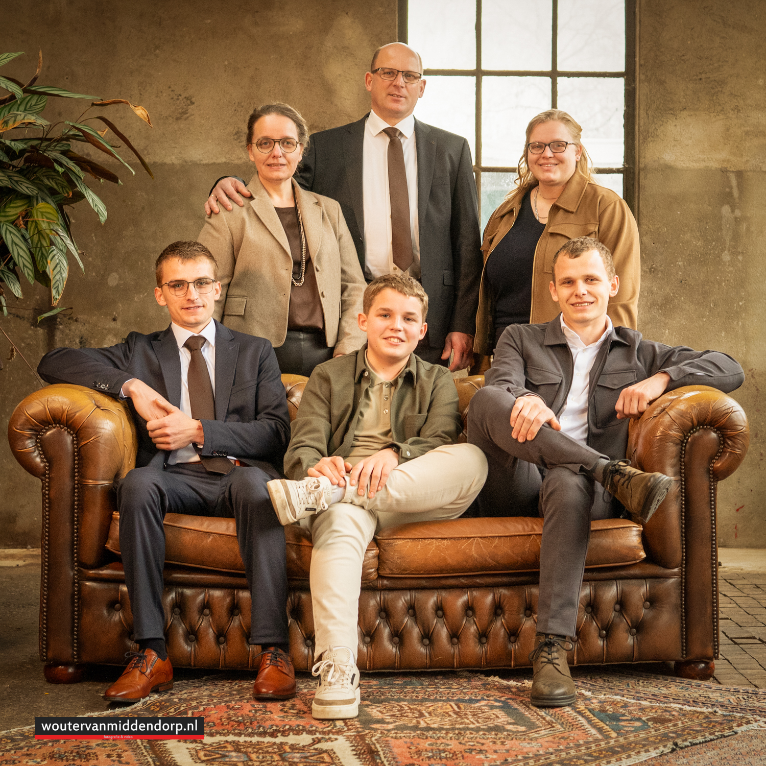 25 jaar getrouwd fotoshoot in de Smederij Epe door Wouter van Middendorp